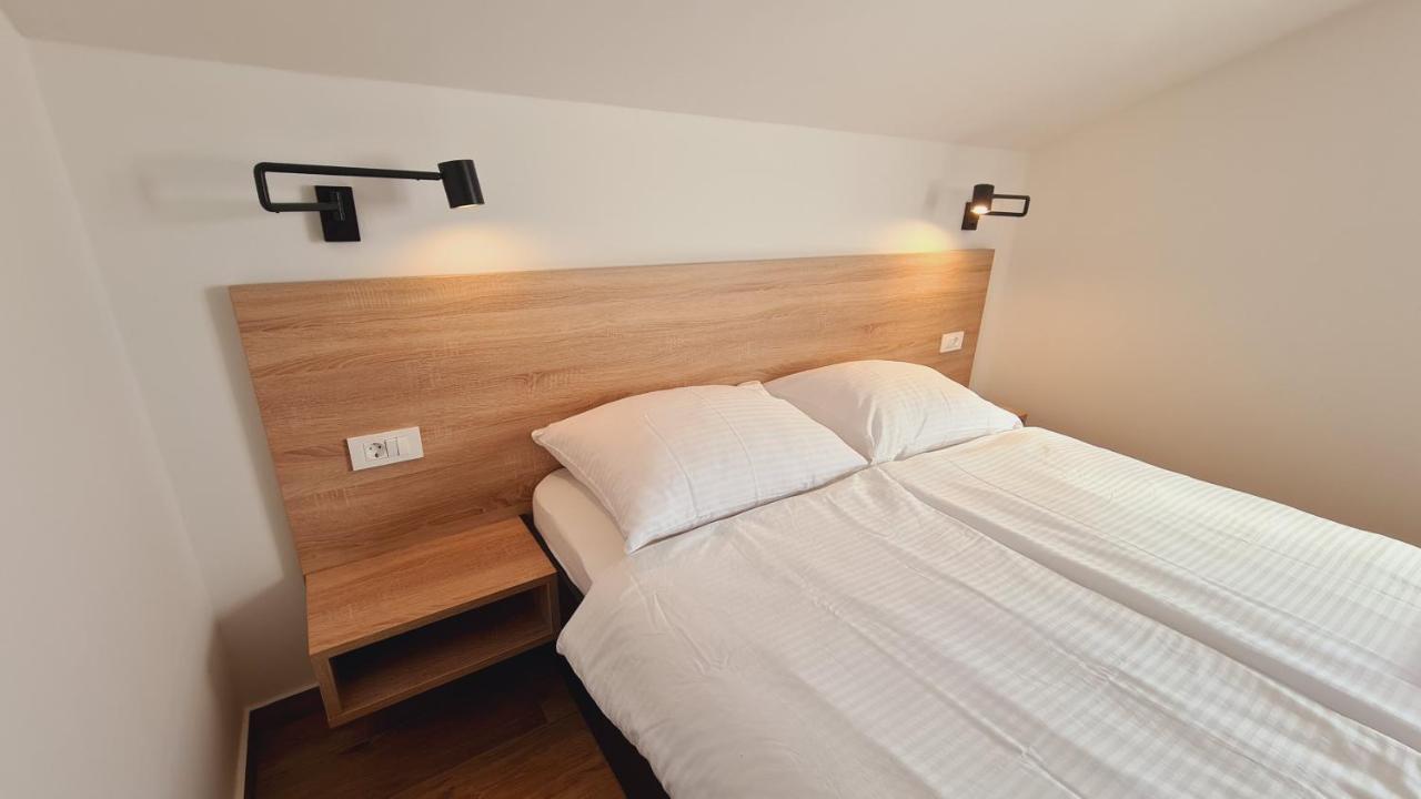 Apartments Nina Rab Town Zewnętrze zdjęcie