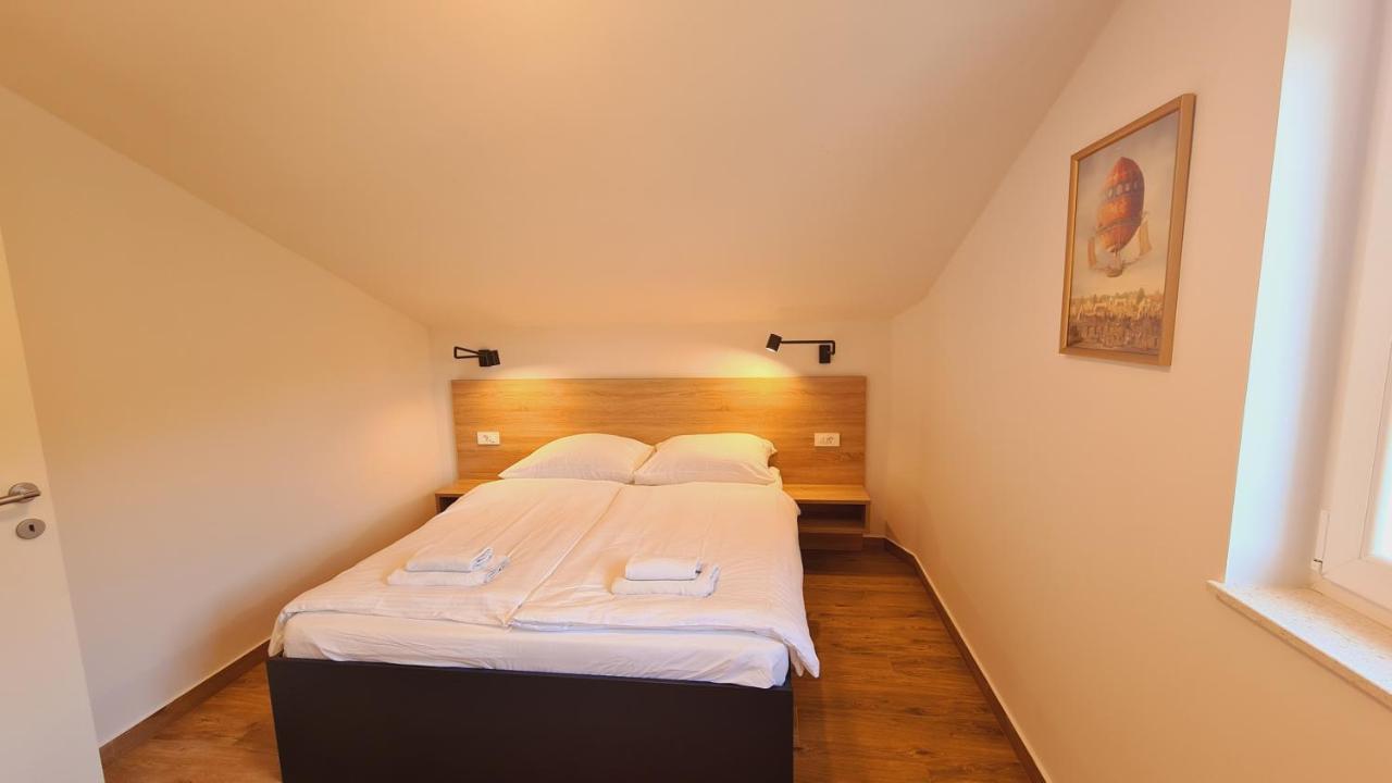 Apartments Nina Rab Town Zewnętrze zdjęcie
