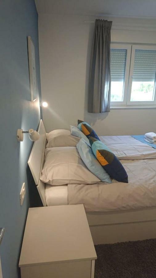 Apartments Nina Rab Town Zewnętrze zdjęcie