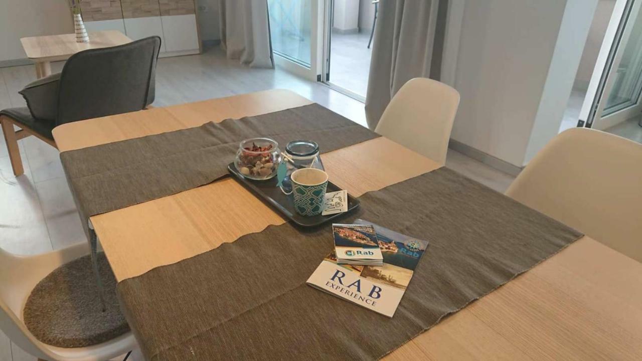 Apartments Nina Rab Town Zewnętrze zdjęcie